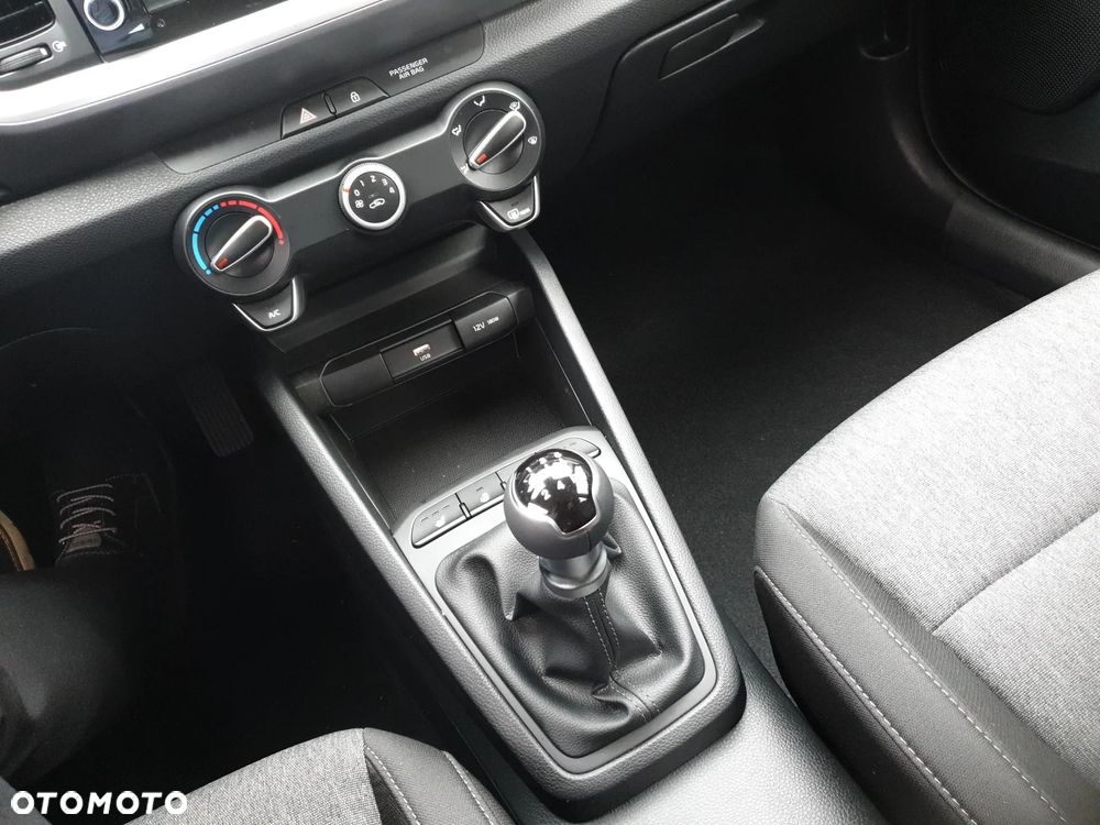 Kia Stonic 1.2 M - 15