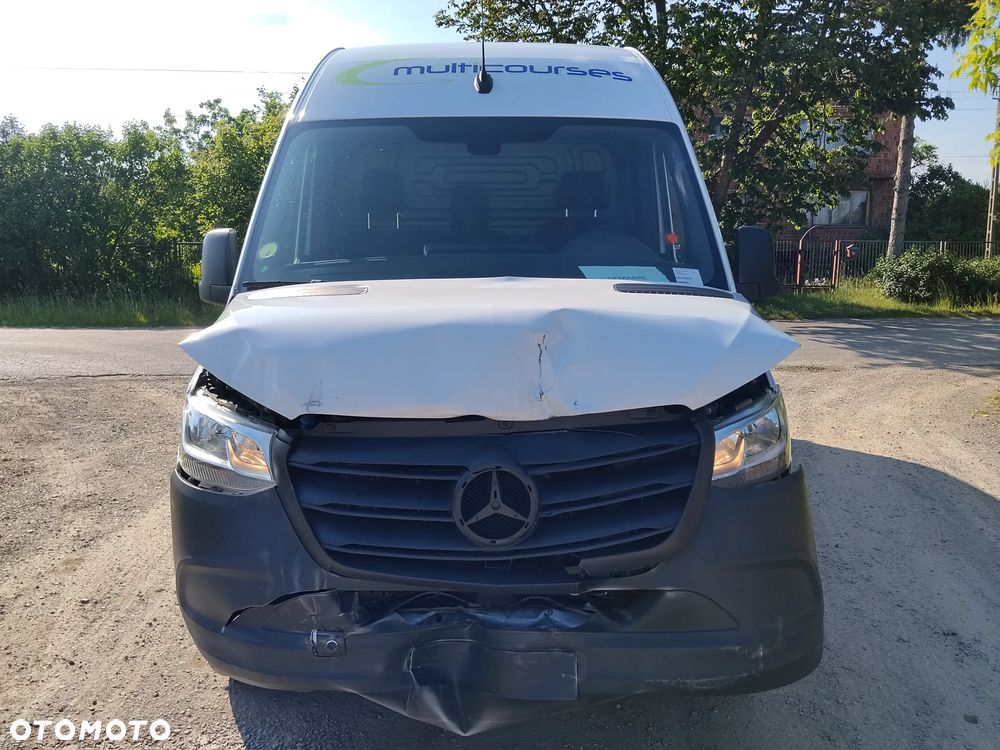 Mercedes-Benz Sprinter - 3