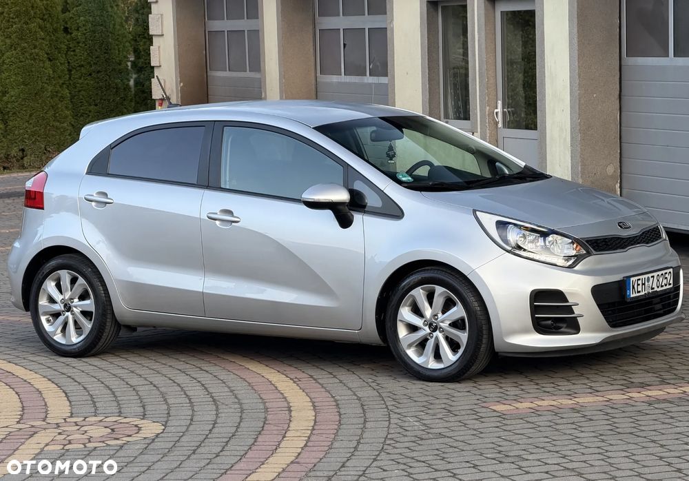 Kia Rio 1.2 ISG Uefa Euro 2016 - 15