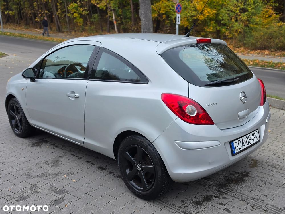 Opel Corsa - 2
