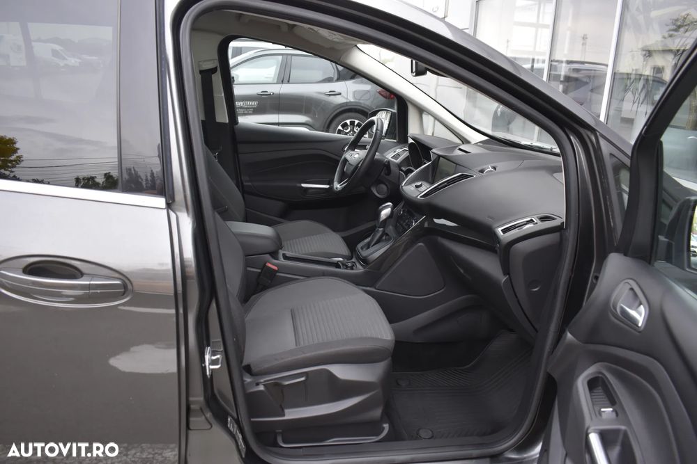 Ford Grand C-Max 2.0 TDCi Powershift Titanium - 40