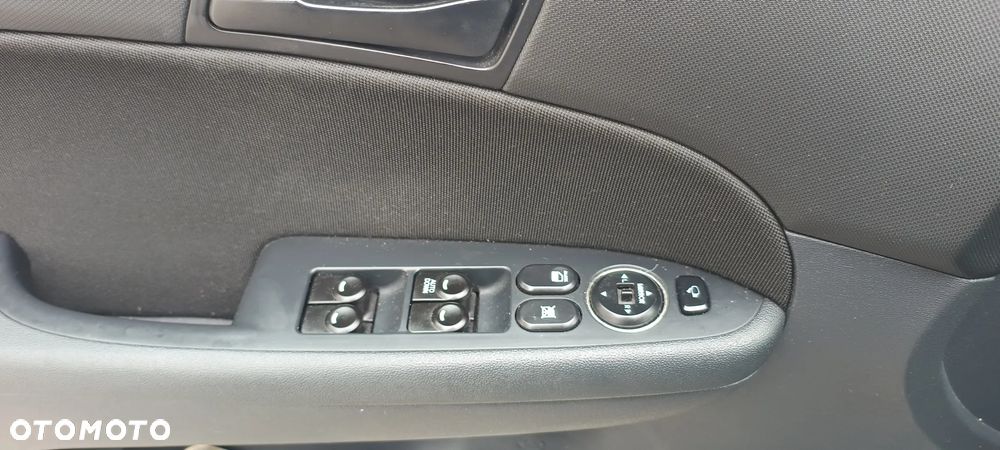 Hyundai i30 1.4 Classic + - 5