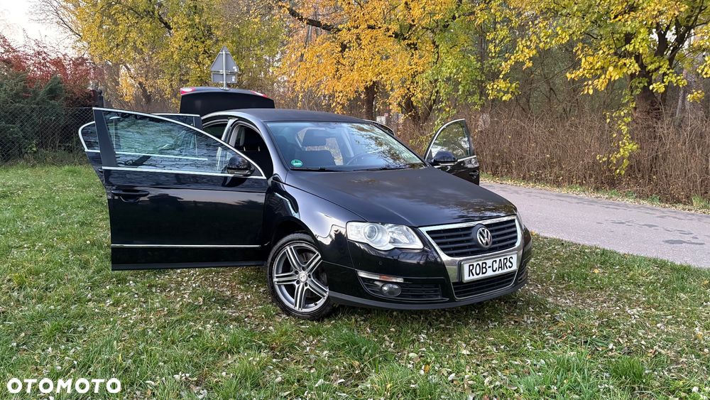 Volkswagen Passat 2.0 TDI Comfortline DSG - 16