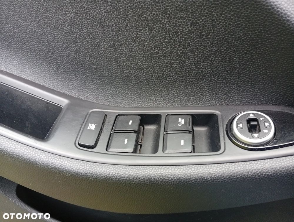 Hyundai i20 1.25 Wersja Jubileuszowa - 15