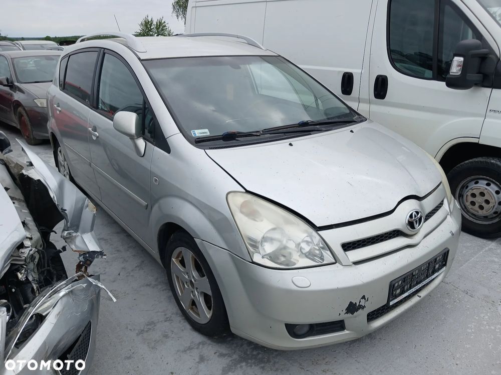 TOYOTA COROLLA VERSO 2.0 D4D LAK. 1C0 CAŁA NA CZĘŚCI CZESCI - 2