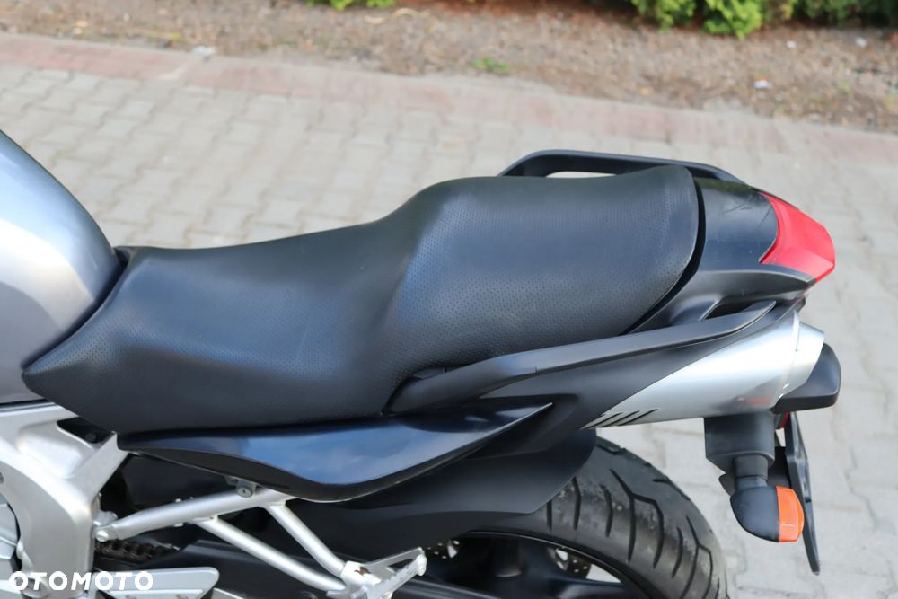 Yamaha FZ6 - 22