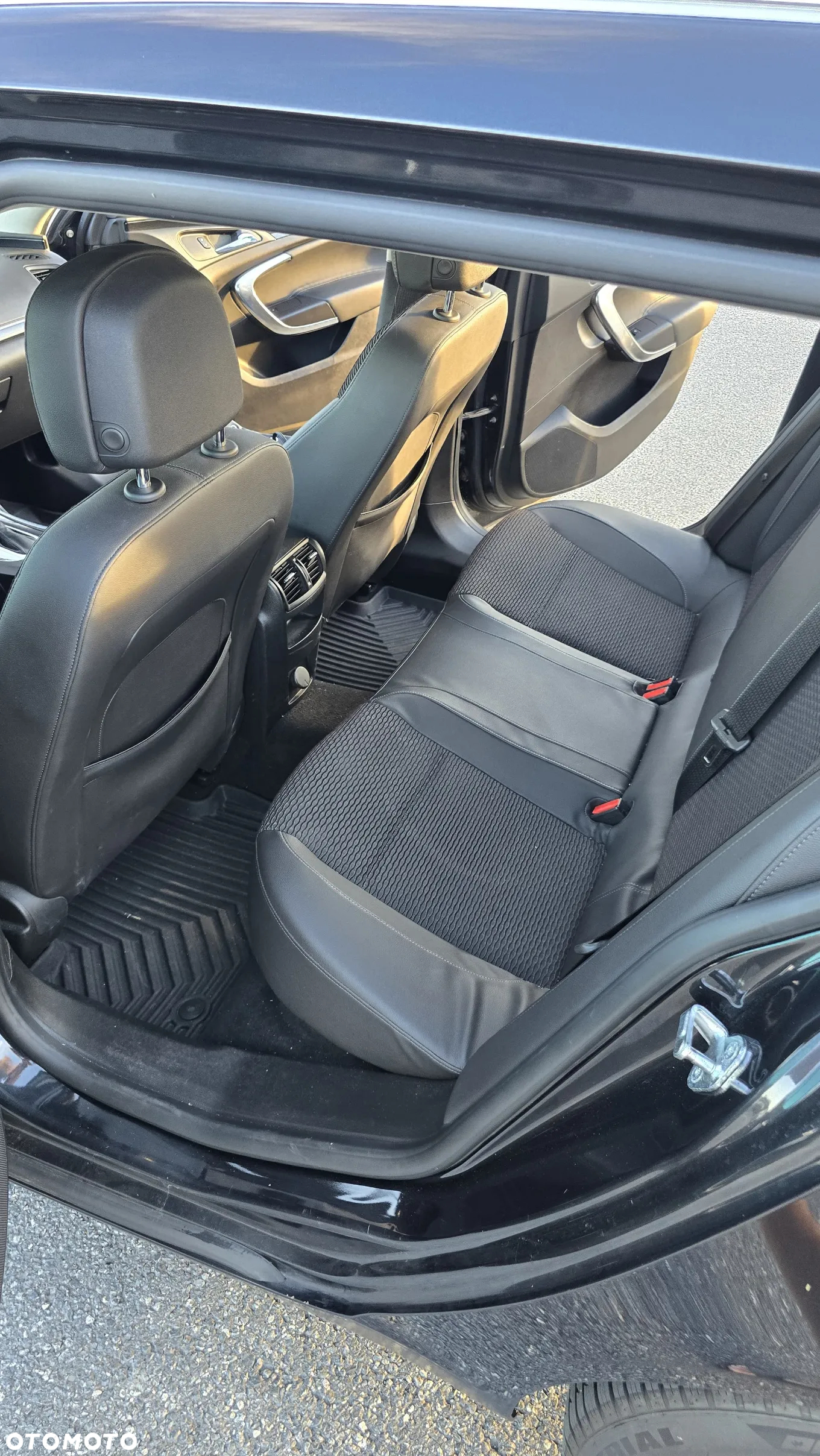 Opel Insignia 2.0 CDTI Country Tourer - 9