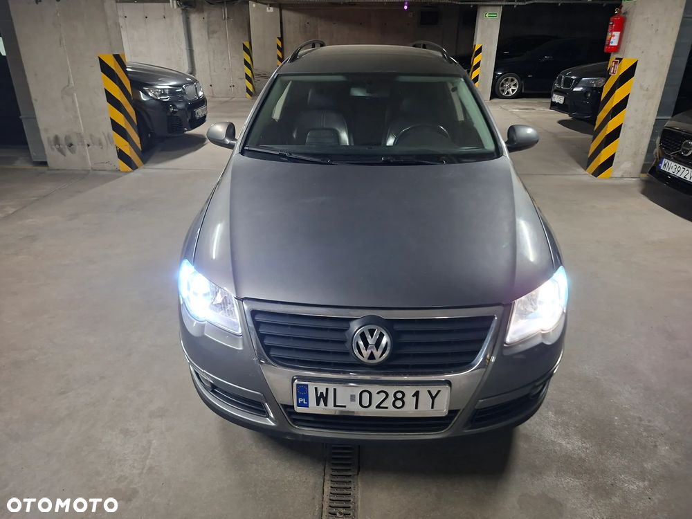 Volkswagen Passat - 3