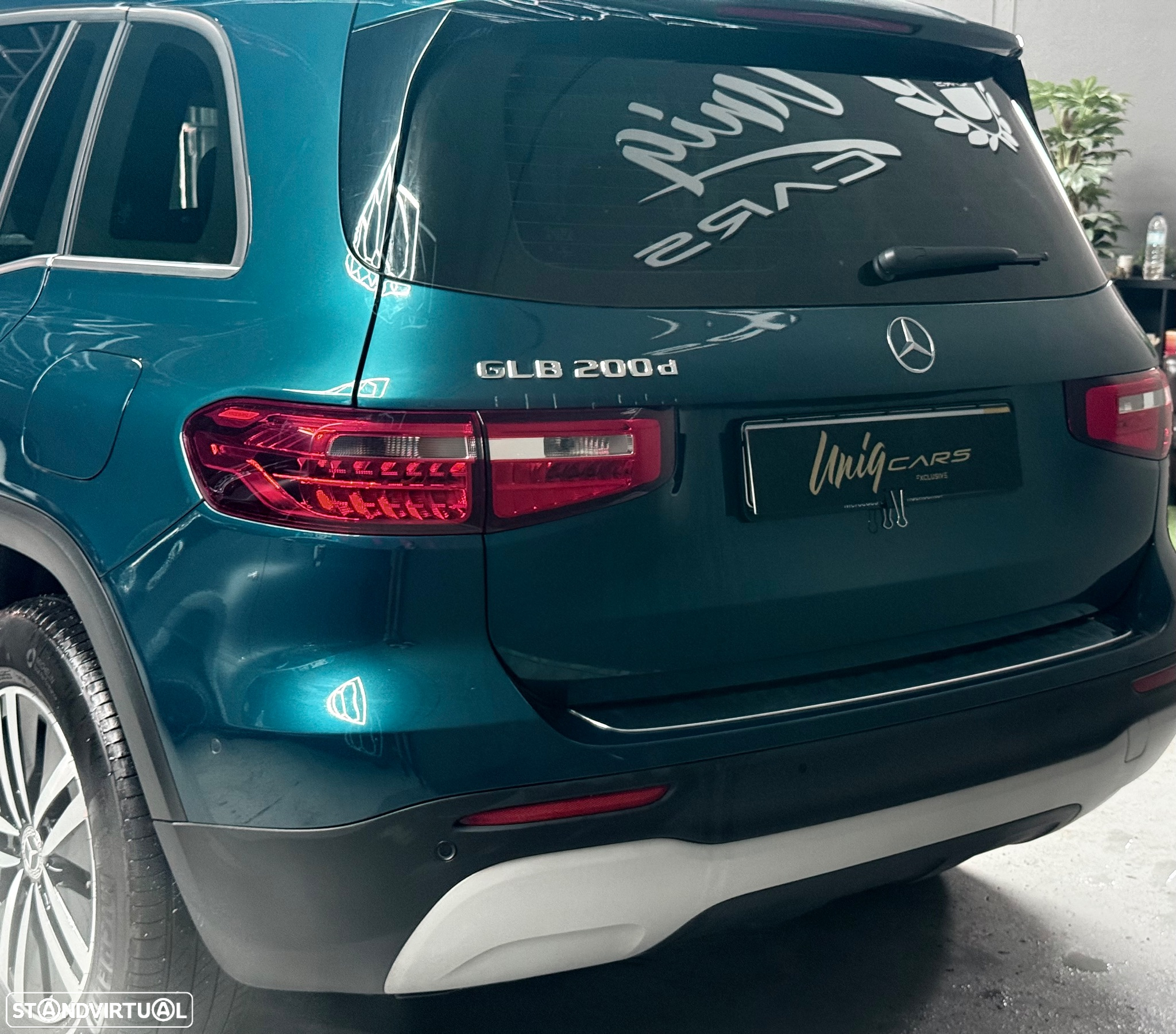 Mercedes-Benz GLB 200 d 4Matic 8G-DCT EDITION 2022 - 16