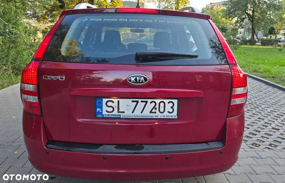 Kia Ceed - 3