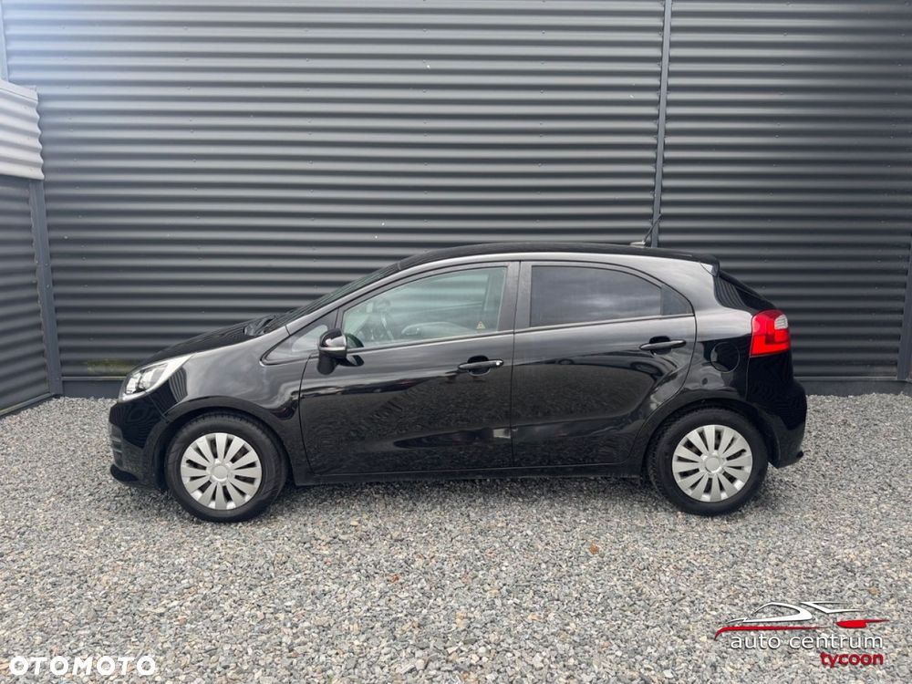Kia Rio - 5