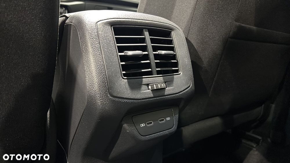 Volkswagen T-Roc 1.5 TSI R-Line DSG - 21