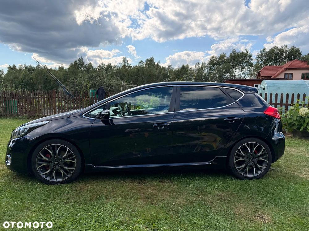 Kia Ceed 1.6 T-GDI GT L - 6