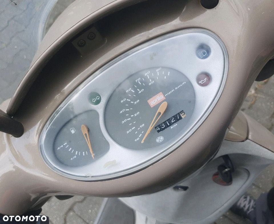 Aprilia scarabeo 50 na części - 5