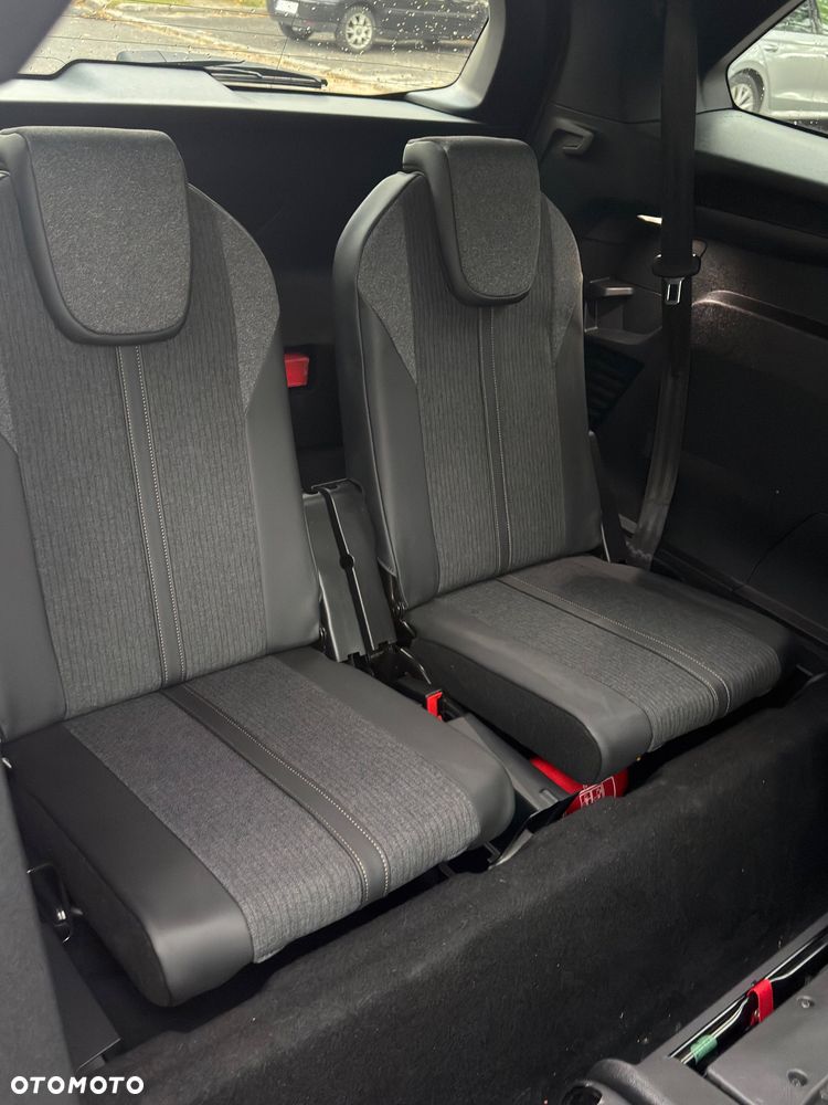 Peugeot 5008 - 16