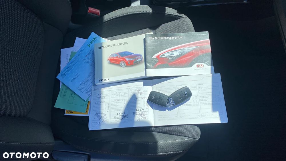 Kia Rio 1.0 T-GDI 100 Dream-Team Edition - 26