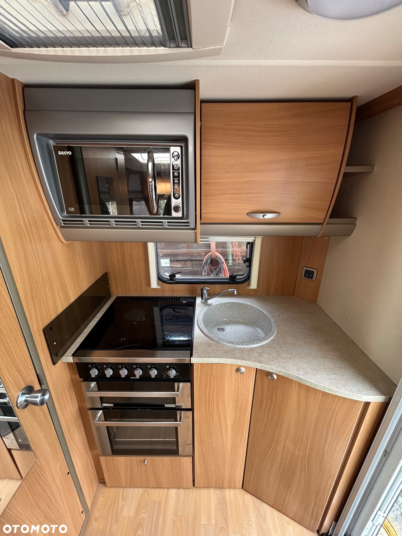 SWIFT Charisma 220 - 30