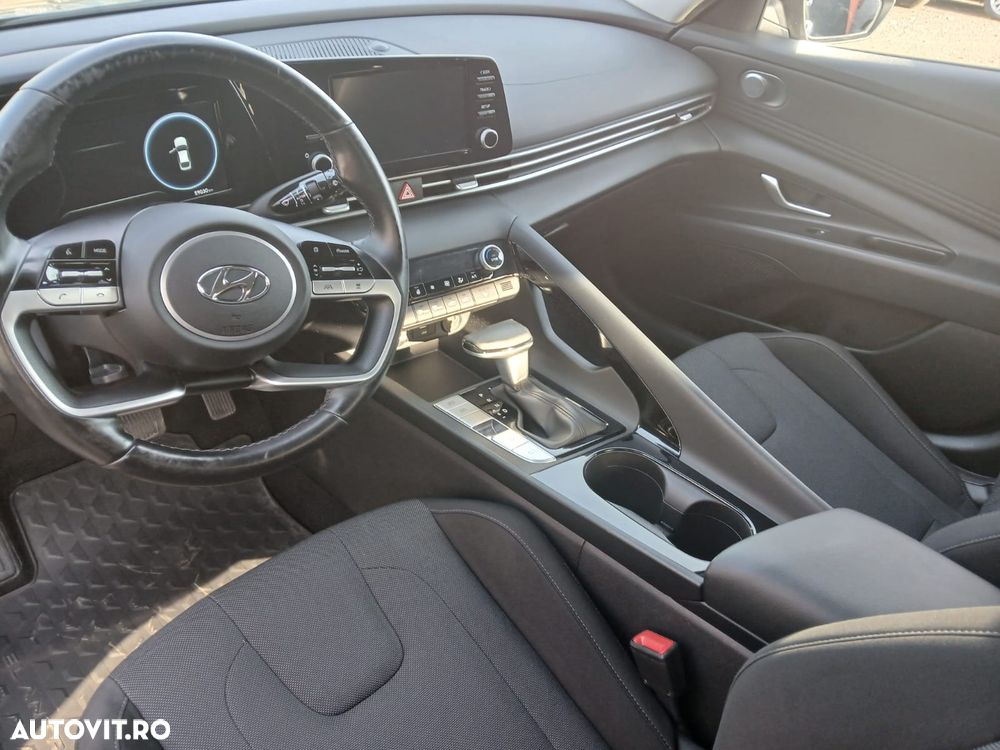 Hyundai Elantra 1.6 l 123 CP CVT Exclusive Navi - 5