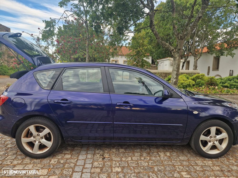 Mazda 3 Hatchback - 2