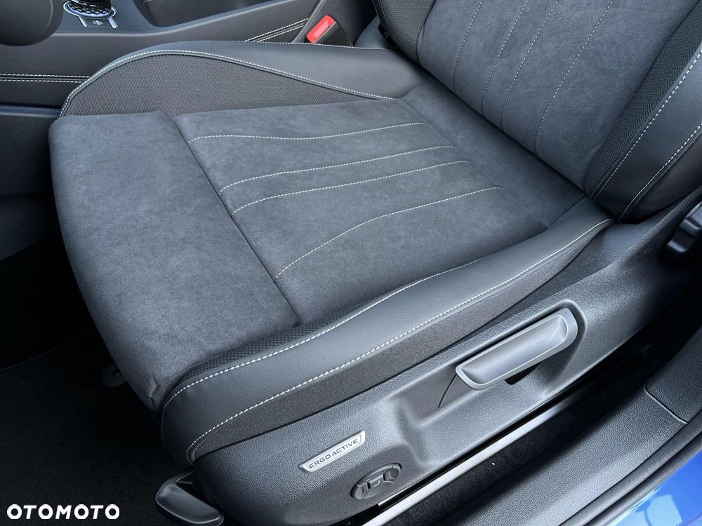 Volkswagen T-Roc - 24