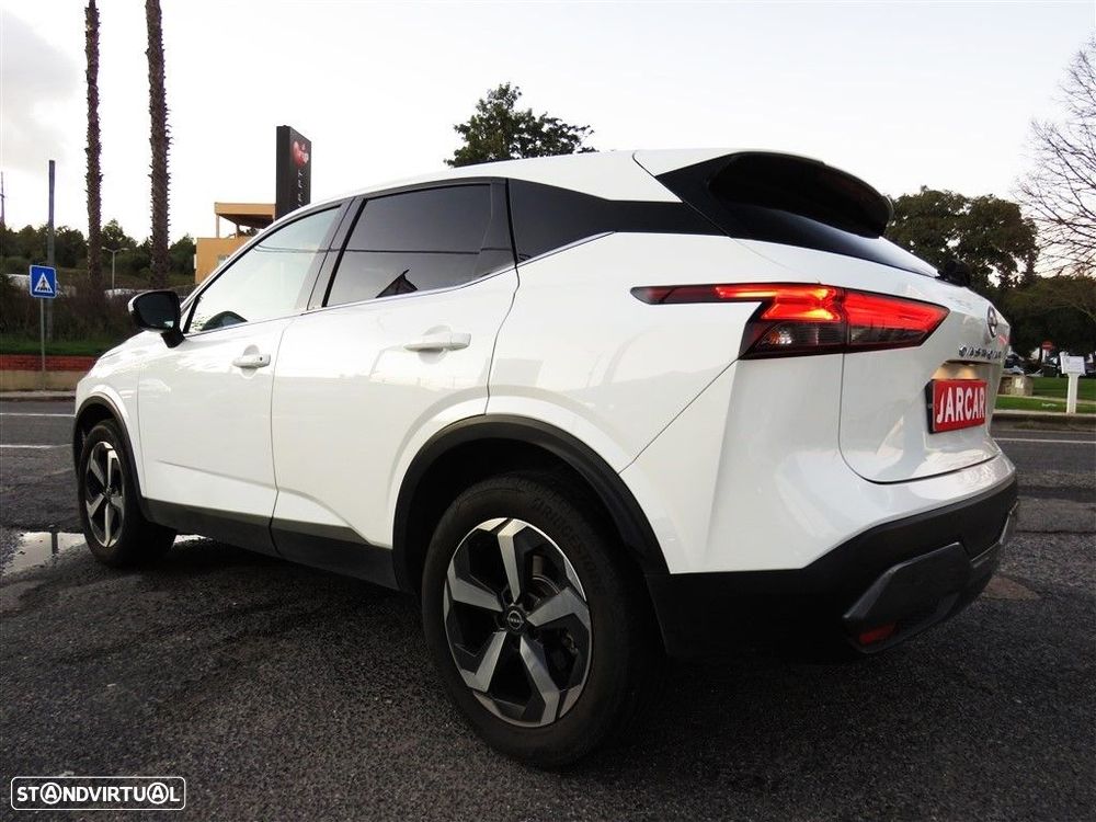 Nissan Qashqai 1.3 DIG-T N-Connecta LED Xtronic - 4