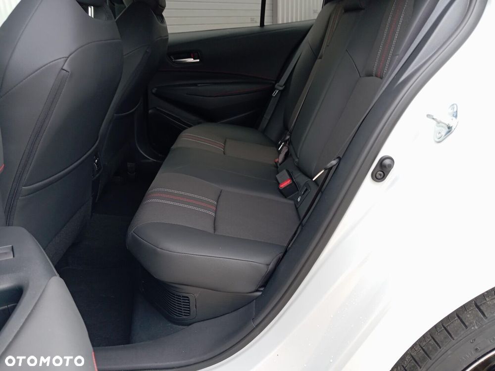 Toyota Corolla 1.8 Hybrid GR Sport Dynamic - 9