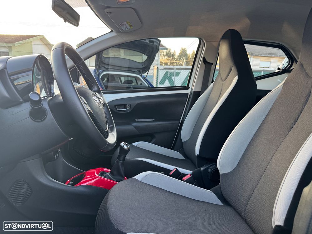 Toyota Aygo 1.0 X-Play Plus+X-Touch - 5