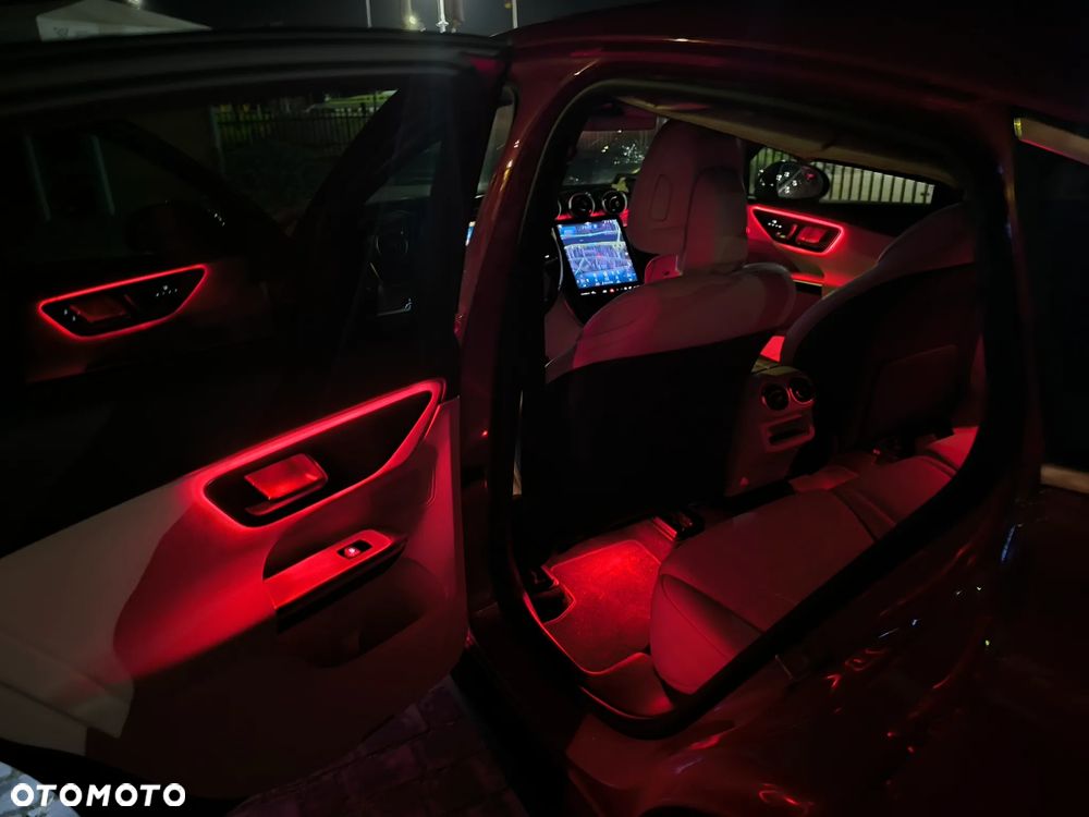 Mercedes-Benz GLC - 24