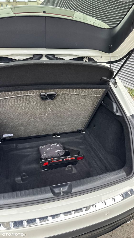 Mercedes-Benz GLA 250 4-Matic - 28