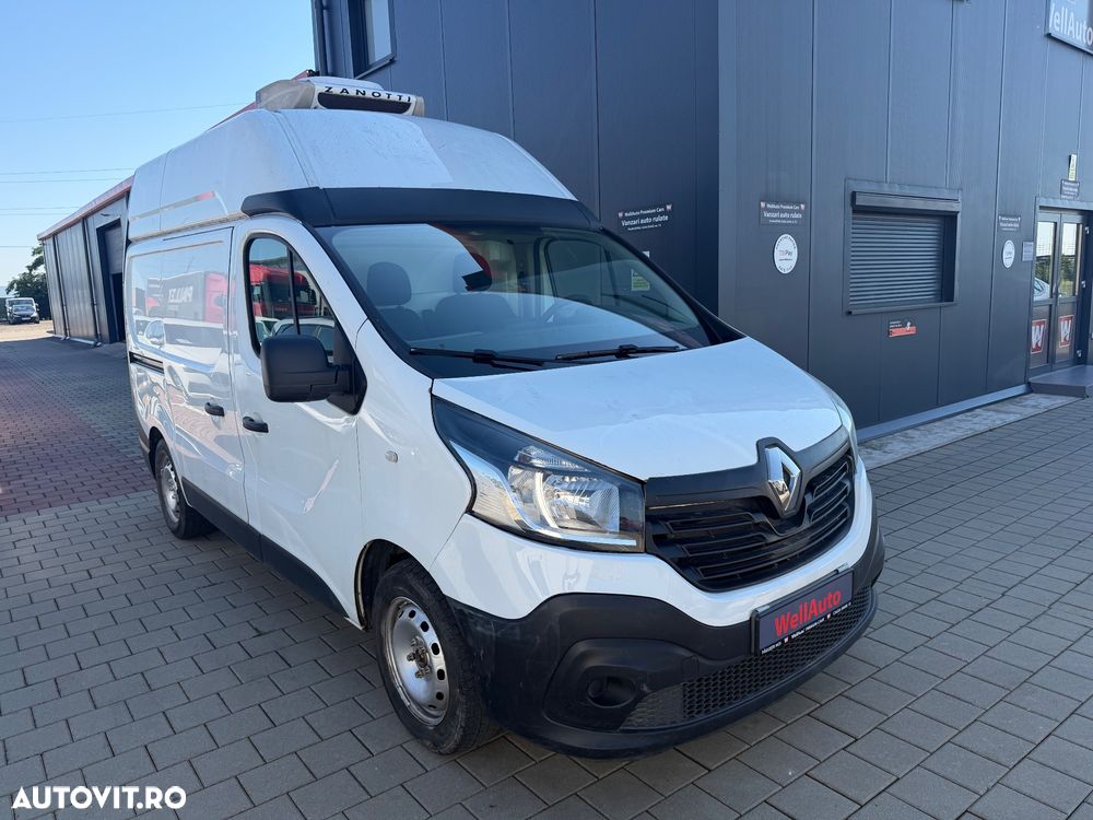 Renault Trafic - 2