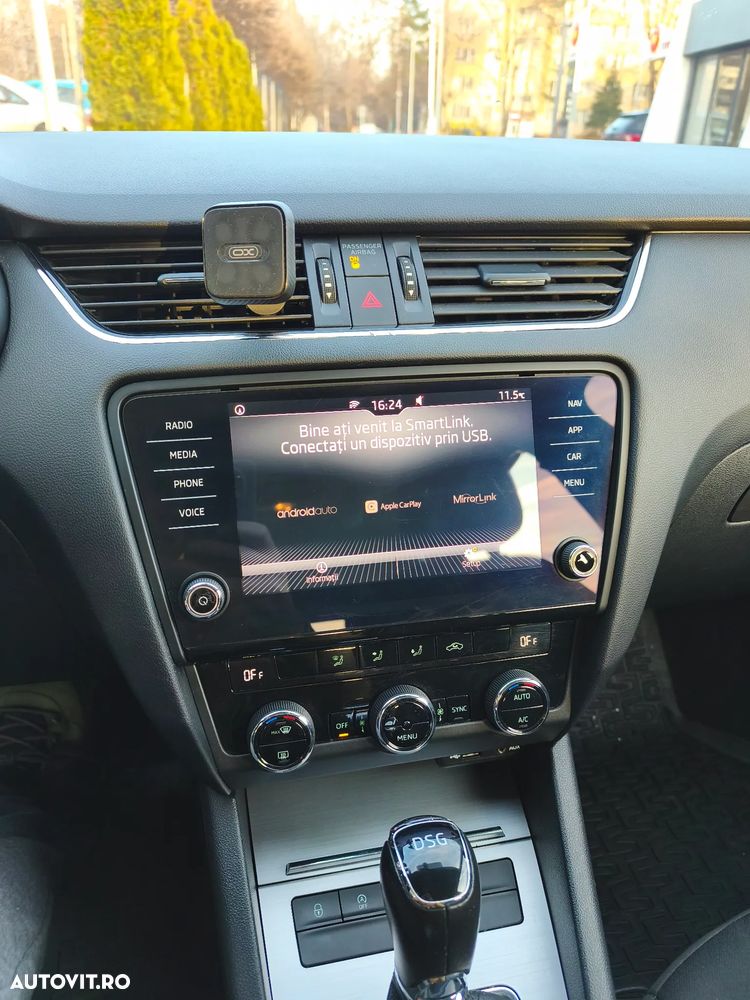 Skoda Octavia 1.6 TDI DSG Style - 10