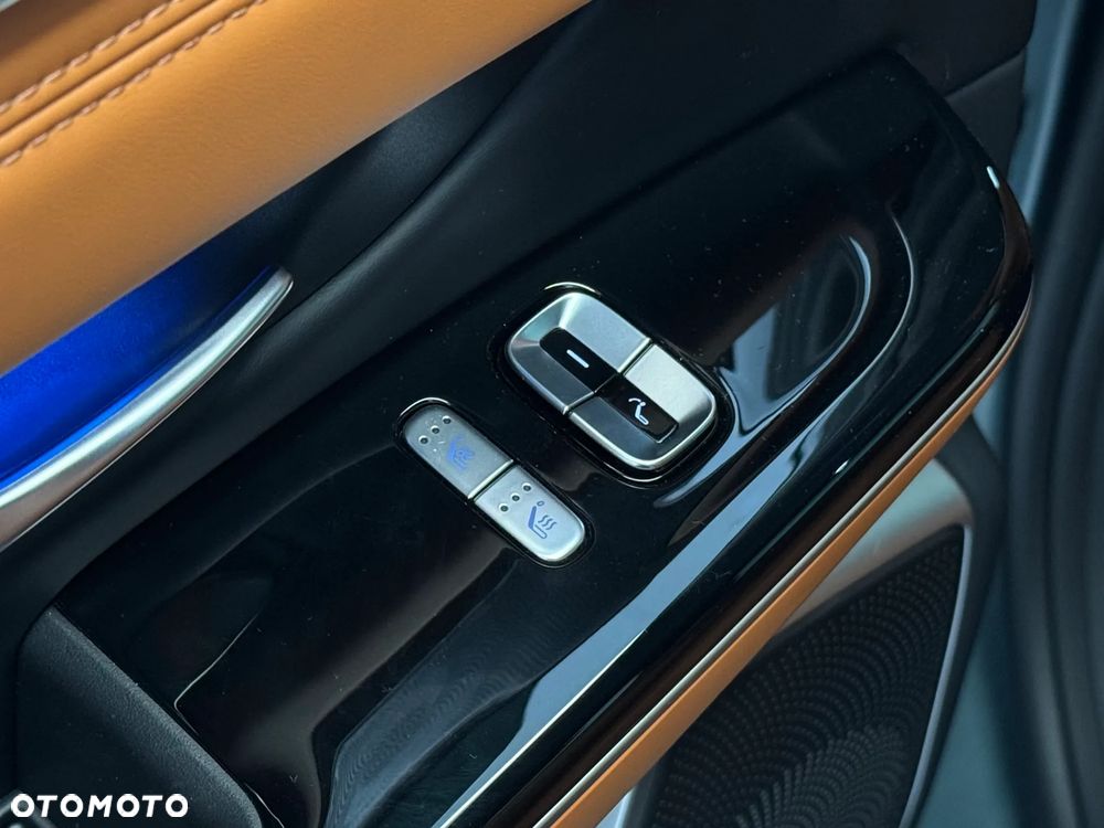 XPeng G9 94.6 kWh AWD Performance - 12