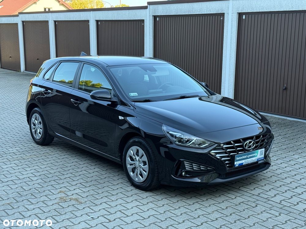 Hyundai i30 1.5 DPI Classic + - 31