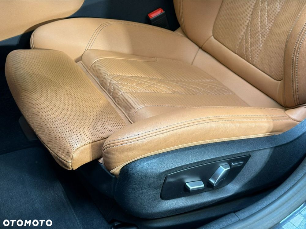 BMW Seria 5 - 10