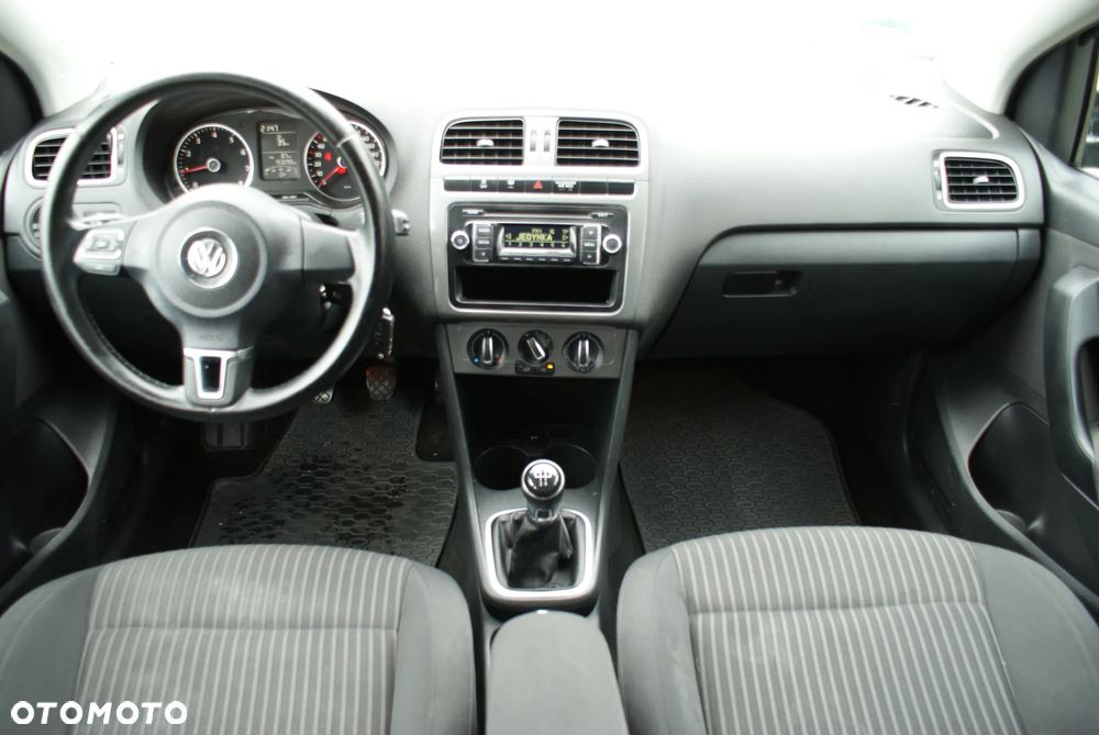 Volkswagen Polo - 7