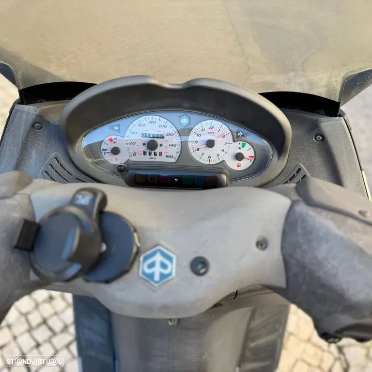 Piaggio X 8 200 - 15