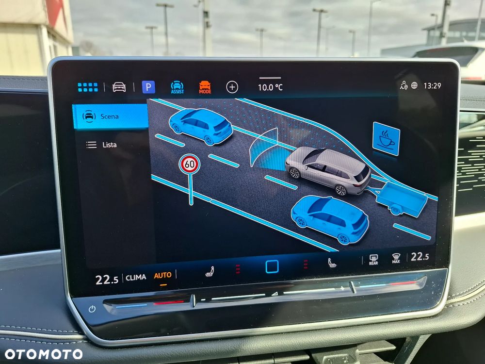 Volkswagen Passat Variant 2.0 TDI SCR DSG Elegance - 36