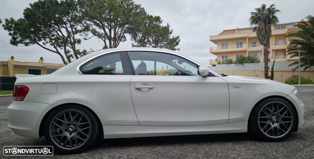 BMW 123 d Coupe - 16