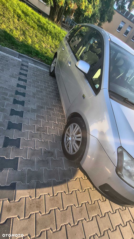 Ford C-MAX - 3