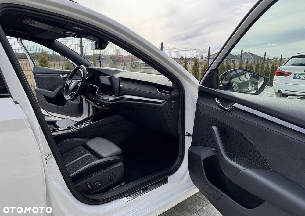 Skoda Octavia 2.0 TDI RS DSG - 13