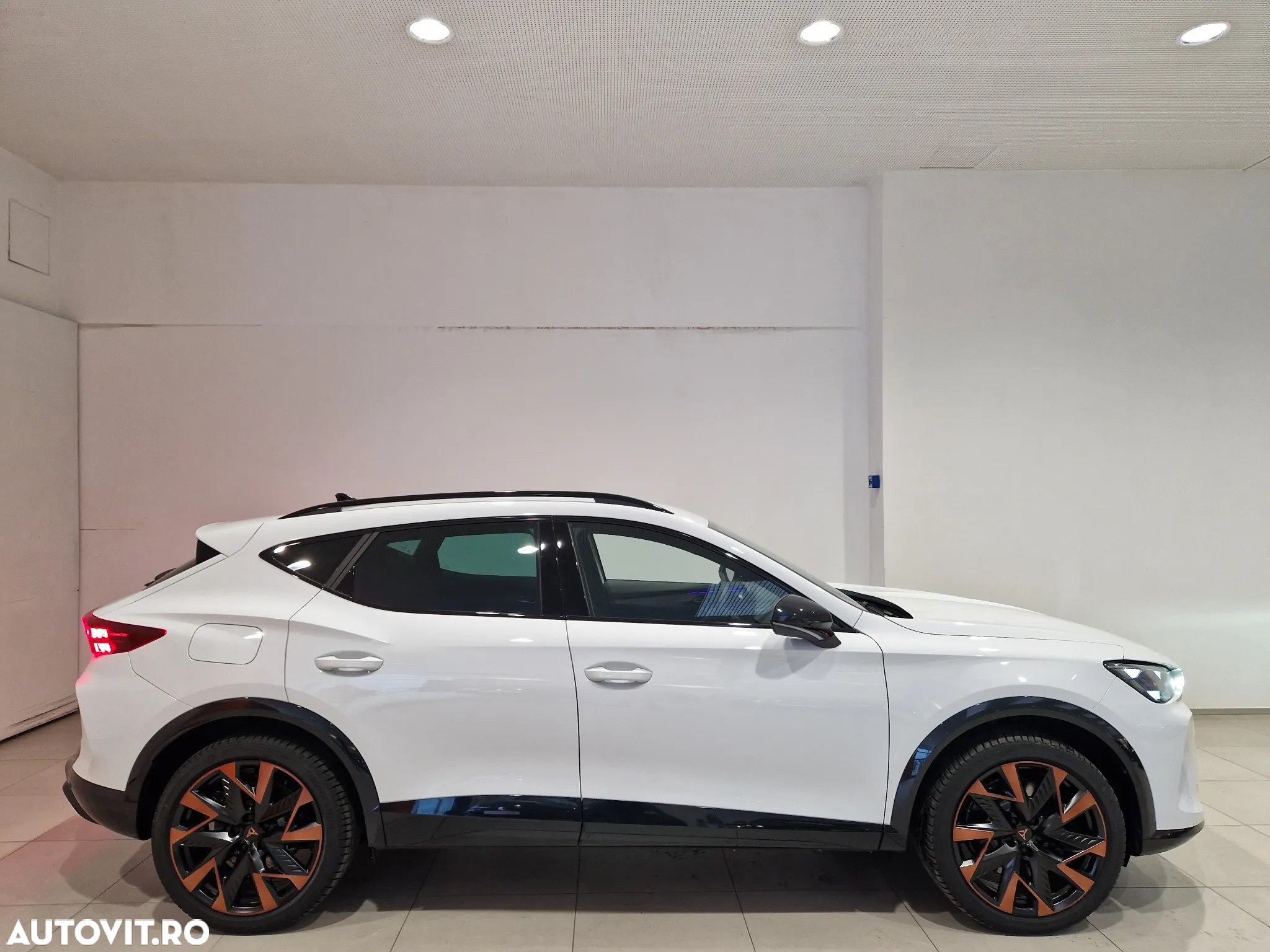Cupra Formentor 1.4 e-HYBRID PHEV VZ - 6