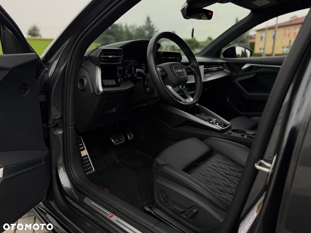 Audi S3 S tronic - 23
