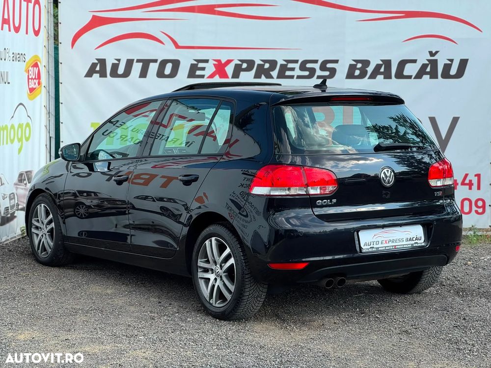 Volkswagen Golf - 3