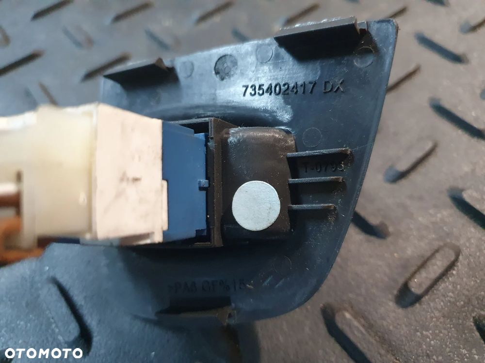 PRZEŁĄCZNIK PRAWY PRZÓD FIAT DOBLO I LIFT  07R 735402417 EUROPA - 2