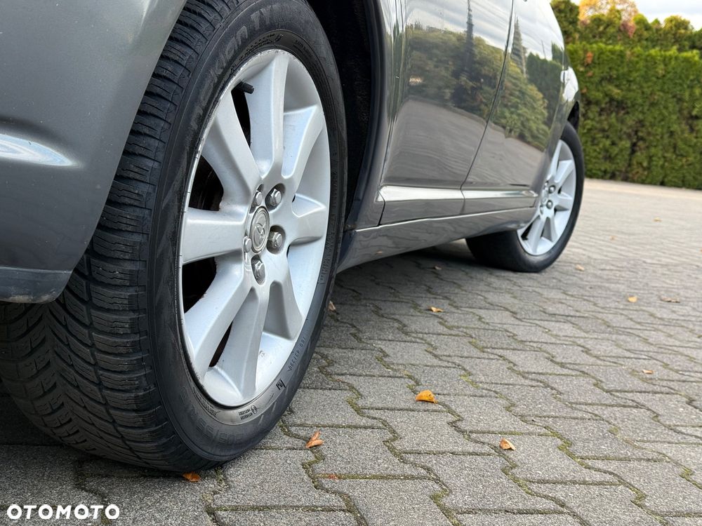 Toyota Avensis 2.0 VVT-i Prestige - 10