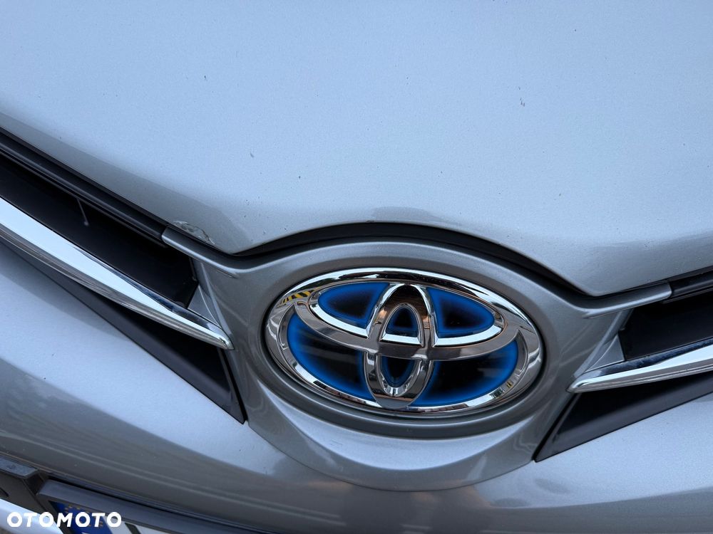 Toyota Auris 1.8 HSD Luna - 22