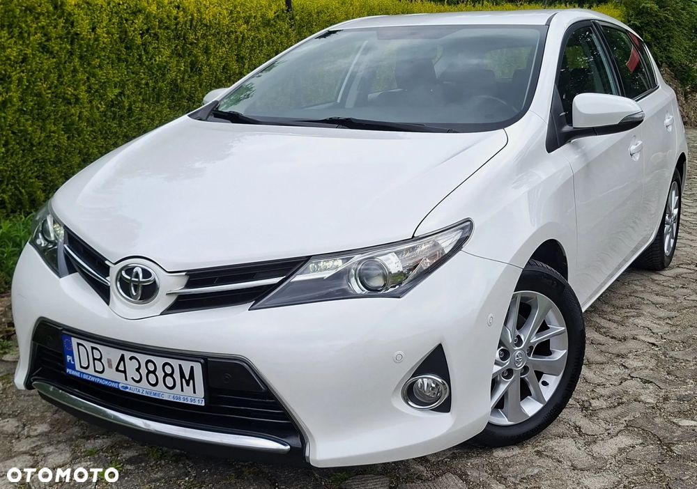 Toyota Auris 1.6 Valvematic START Edition - 2