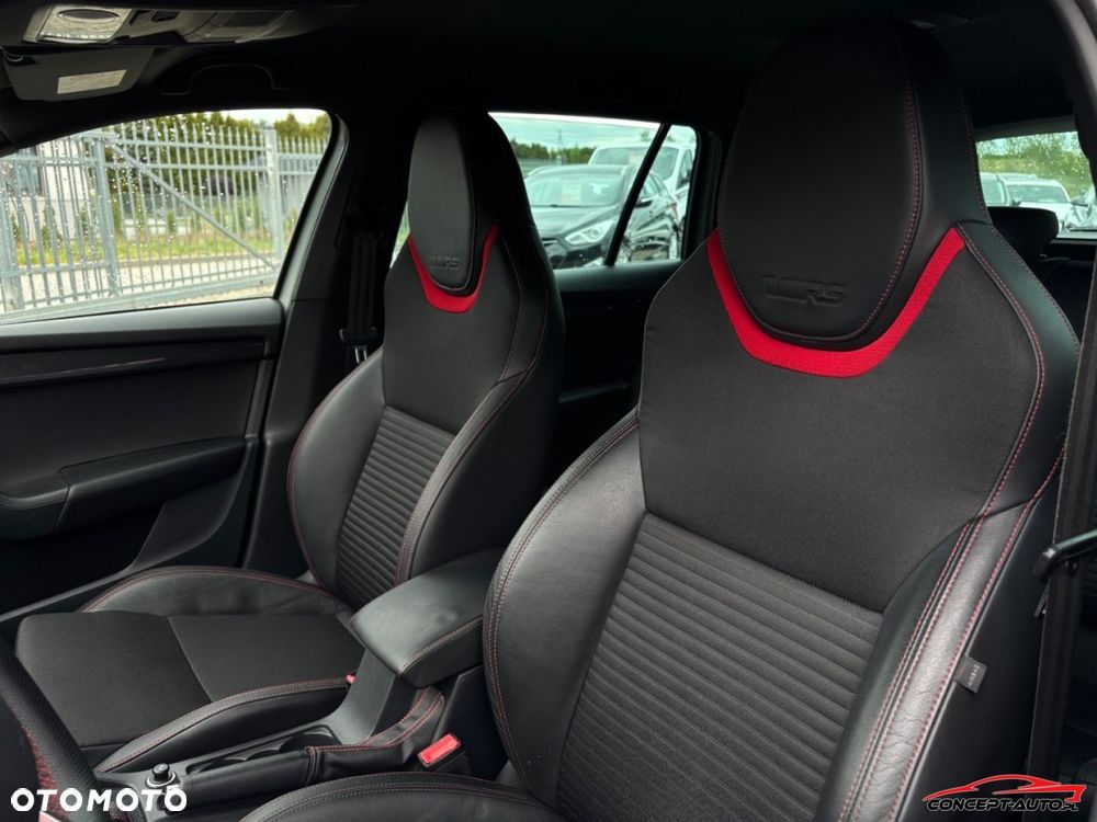 Skoda Octavia 2.0 TSI RS DSG - 20