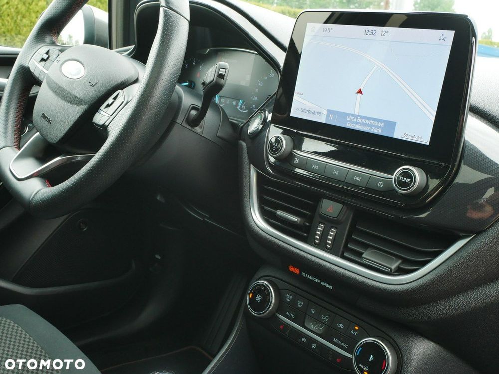 Ford Fiesta - 26