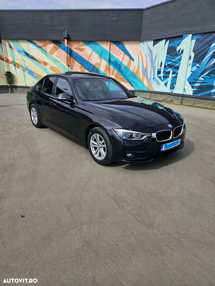 BMW Seria 3 320d Sport Line - 4